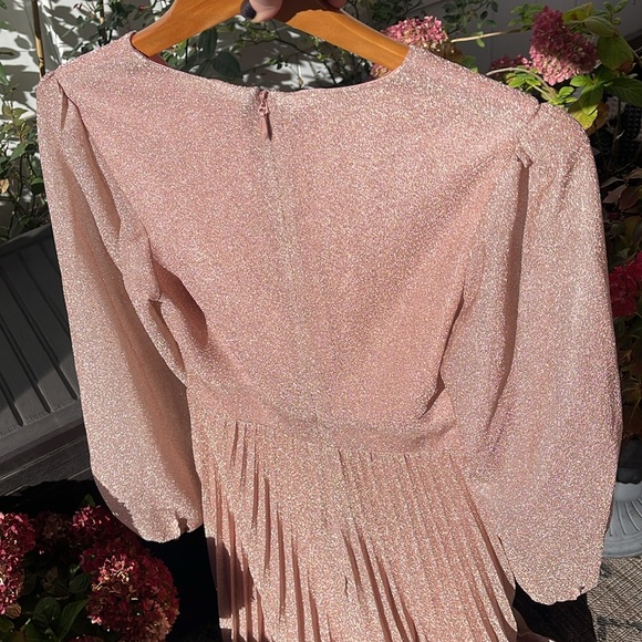 Quiz - Women's Metallic Pink Pleated Evening Dress Size 8 - Picture 10 of 14